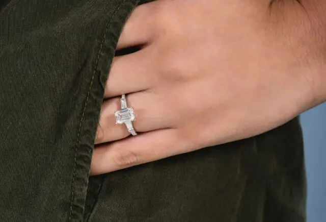 diamond engagement ring