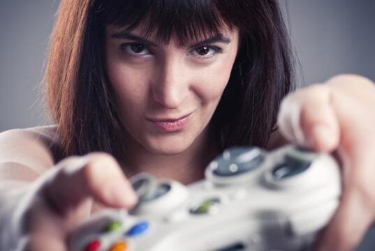 women gamers