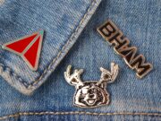 4 Smart Ways to Use Lapel Pins – 2025 Guide