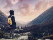 Easy and Fun Ways To Make Money While Traveling – 2025 Guide