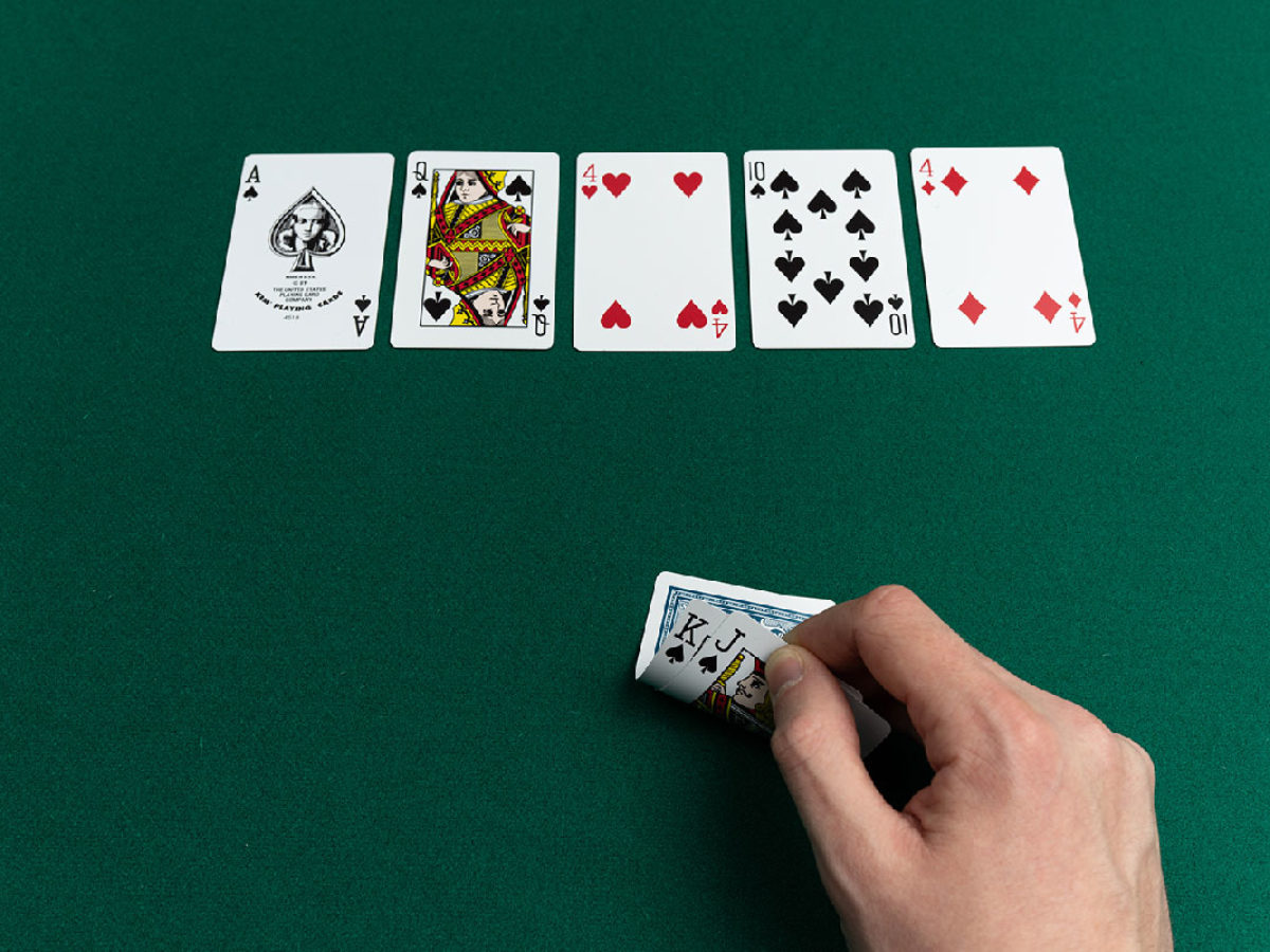 the Best and the Worst Hands
