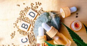 Why Traditional Painkillers Lose Ground to Safer Natural Methods